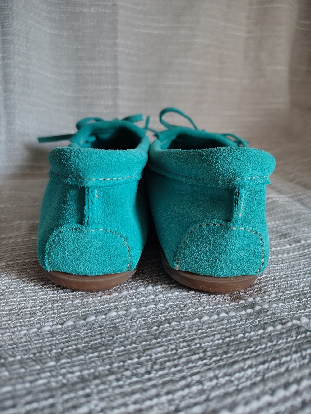 Minnetonka Turquoise Suede Moccasin Driving Flats Women's 9.5 Loafers - Picture 4 of 9